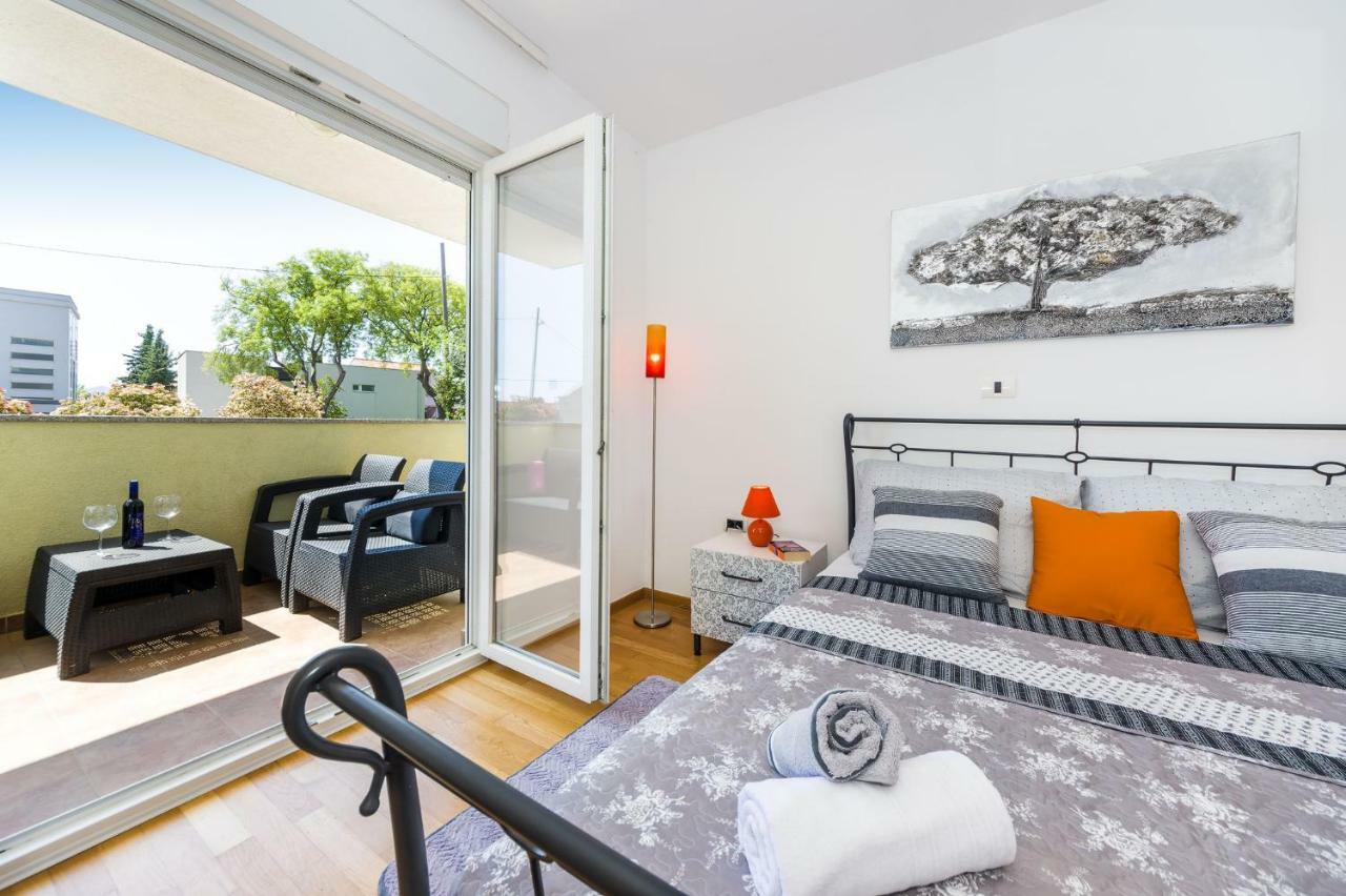 Djana Apartamento *